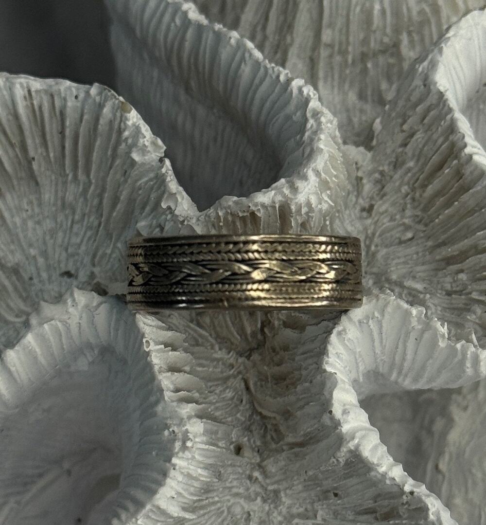 925 Sterling Silver Band Ring Size 10